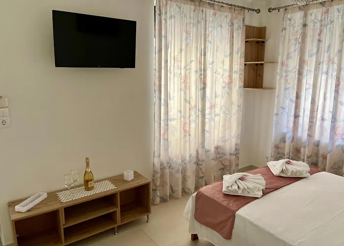Klaudia's House 아파트 파나이아